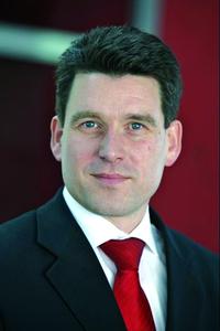 Horst Martin Dreyer wird operativer Geschäftsführer der i-SOLUTIONS Health ...
