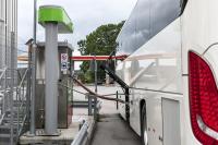 Weltpremiere: Scania stellt den ersten Reisebus mit alternativem Kraftstoff vor