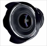 Carl Zeiss präsentiert neues 18mm Superweitwinkel-Objektiv