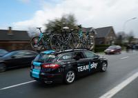 "Hölle des Nordens" - Ford Mondeo Turnier unterstützt Team Sky beim berüchtigten Radrennen Paris-Roubaix