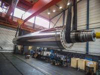 SHW Casting Technologies liefert 66 Tonnen schwere Papierwalze aus