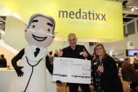 medatixx-Mitarbeiter spenden eHealth-Slam-Gewinn an Ärzte ohne Grenzen