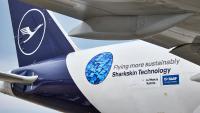 Die Natur als Vorbild: Lufthansa Group und BASF bringen Sharkskin-Technologie in Serie