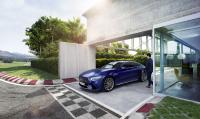 Sportlich durchs Leben im neuen Mercedes-AMG GT 4-Türer Coupé: "Life is a race"