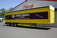 Sattelauflieger für Holztransport.