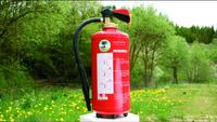 Neue CAFS-Feuerlöscher der Minimax GreenLine: Mit Druckgasschaum zu bester Haftung