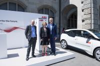 ABB schenkt der Bevölkerung der Stadt Zürich 30 Schnellladestationen