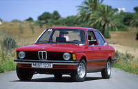 BMW 3 Series sedan engines: fascinating drive technology spanning five vehicle generations