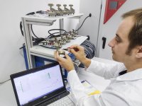 Projekt ALBATROS: Aluminium-Ionen-Batterien als alternative Speichertechnologie für stationäre Anwendungen