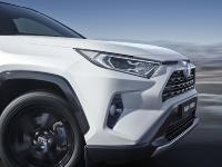 Der neue Toyota RAV4 Hybrid startet bei 32.990 Euro