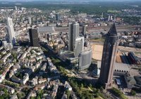 HOCHTIEF Construction erweitert Frankfurts Skyline um den Tower 185