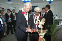 Carl Zeiss Technologie-Zentrum in Indien eröffnet