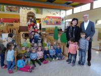 Kindertageseinrichtung LEO freut sich über Spende von Steinmeyer