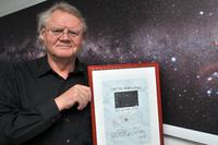 Kleinplanet nach ZEISS Mitarbeiter benannt