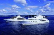 Ruhige Fahrt auf Mega-Yachten