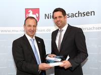 BREKO Glasfaser-Offensive: Niedersachsens Wirtschaftsminister Lies empfängt führenden Breitband-Verband