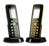Wasser, Staub und Schmutz erwünscht: Polycom® präsentiert voll ausgestattete DECT-Industrietelefone