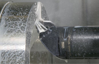 Neues Hochdruck-Kühlmittelsystem von Sandvik Coromant verbessert die Spankontrolle und verlängert die Standzeit