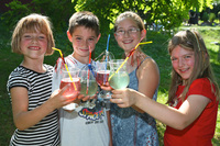 Mit HelleWecKs in die Ferien prickeln