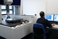 Durch intelligentes Datenmanagement jährlich bis zu 50.000 Euro pro CNC-Maschine einsparen