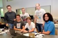 Schülergruppe des Gymnasiums auf der Karthause entdeckt die Welt der Programmierung an der Hochschule Koblenz