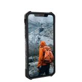 Die neuen iPhones absolut sicher geschützt auf jedem Terrain - dank der speziellen Case-Reihen von UAG
