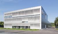 Firmengebäude mit hohem Automatisierungsgrad: Elsner Elektronik am neuen Standort