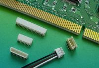 Klein und stark: Wire-to-Board-Steckverbinder in SMT
