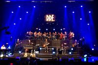 Norwegian Band DDE Celebrates with MAC Aura(TM)