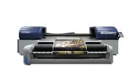 Neu von SCREEN: erstklassiges Rollendrucksystem für die Druckmaschine Truepress Jet W3200UV