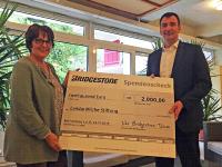 Bridgestone Mitarbeiter spenden für Jugendhilfe in Bad Homburg