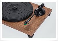 Consumer Electronic Show 2019: Neues Plattenspieler-Duo im Holz-Design und mit natürlichem Hi-Fi-Sound - Audio-Technica AT-LPW40WN und AT-LPW30TK
