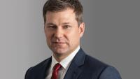 CNH Industrial ernennt designierten CEO des On-Highway-Geschäfts