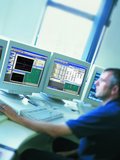 Honeywell verlängert weltweiten Vertrag über Einsatz von Simulationstechnik mit Shell