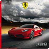 Der Ferrari 430 Scuderia präsentiert sich im FerrariStore.com mit einer speziellen Produktlinie
