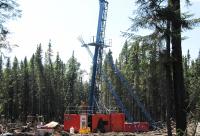 QMX Gold legt erste, hochgradige Bohrergebnisse von North Shear vor!