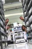 Vier Köpfe und die Lust aufs Lernen: Fritsch Elektronik bildet weiter aus