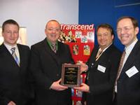 Speicherspezialist Transcend zeichnet Actebis-Peacock als „Distributor des Jahres“ aus