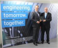 Industrie 4.0: thyssenkrupp Hohenlimburg gewinnt 1. Preis beim "Digital Economy Award" in der Kategorie Kundenerlebnis
