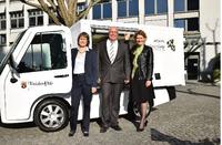 Lemke und Alt starten Pilotprojekt Elektro-Postbus...