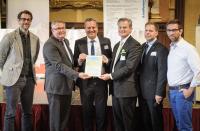 Siegwerk als erster Druckfarbenhersteller mit dem Goldstatus der "Cradle to Cradle Material Health Certification" ausgezeichnet