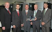 fogra nimmt mit einer Speedmaster CD 74-5 die achte Druckmaschine von Heidelberg in Betrieb