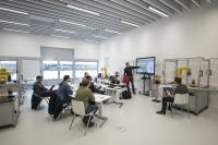 Drei Jahre Zusammenarbeit für optimale technische Qualifikation: SMC Deutschland und FANUC Akademie kooperieren