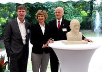 Feierliche Überraschung in der „Villa Hahn“
