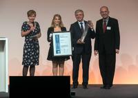 Merck-Spitze erhält Deutschen Image Award 2016