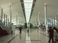 Praesideo Beschallungs- und Evakuierungsanlage von Bosch auf dem internationalen Flughafen von Dubai