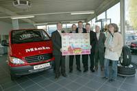 Miele übernimmt den 1.000 Mercedes-Benz Transporter