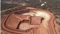 RNC Minerals stößt bei Gesteinsproben auf sichtbares Gold