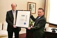Ehrung für SCHNEIDER KREUZNACH zum 100-jährigen Bestehen