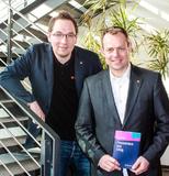 „Persönlichkeit und Erfolg“ als Schlüssel zum Karrierestart – Mario Bauer, Gründer von ALPHAJUMP, gibt Buch heraus